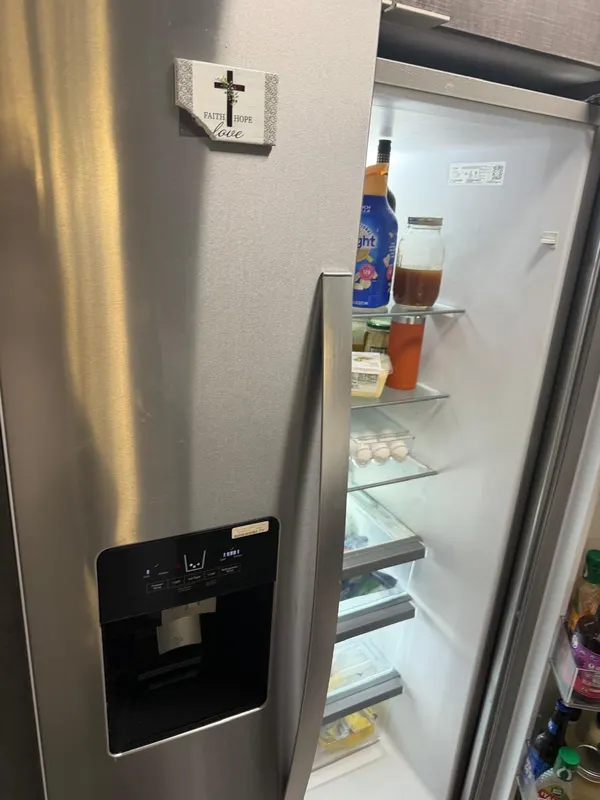 Whirlpool refrigerator repair, photo 2 of 3